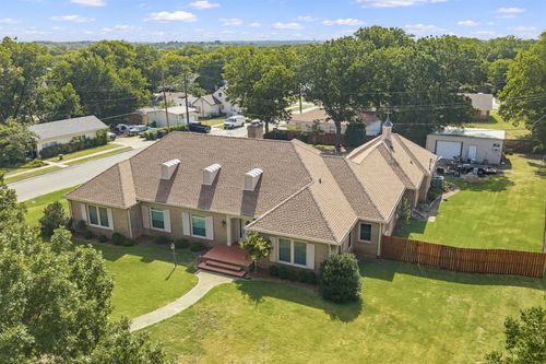 801 Nw D Street, Ardmore, OK, 73401 | Card Image