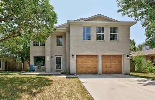 252 Fall Creek Dr, Kyle, TX, 78640-5361 | Card Image