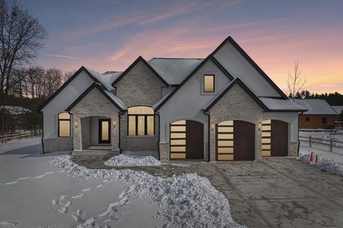 320 Oakbrook Drive Drive, LAKE DELTON, WI, 53965 | Card Image