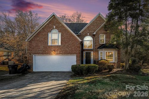 1112 Thoroughbred Pl Nw, Concord, NC, 28027-8683 | Card Image