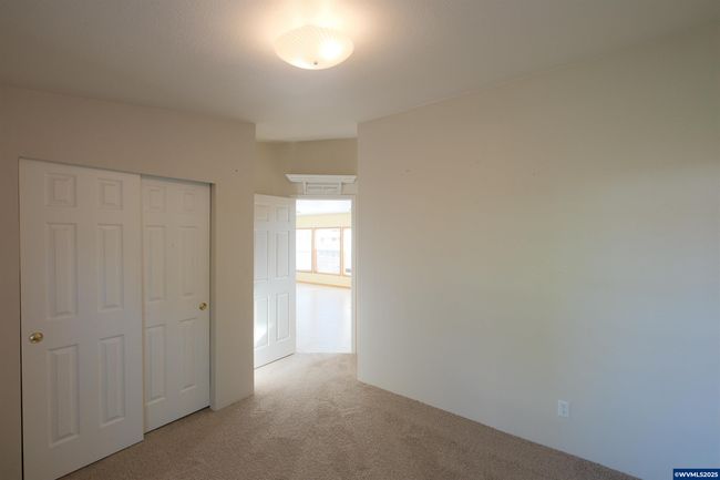 1510 Lafayette St Se, House other with 3 bedrooms, 2 bathrooms and null parking in Albany OR | Image 20