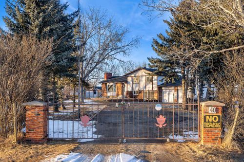40 Pleasant Range Pl, Rocky View County, AB, T1Z0H2 | Card Image
