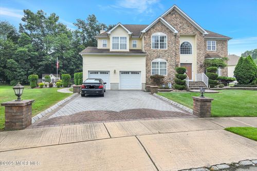 6 Markham Cir, Old Bridge, NJ, 08857-4231 | Card Image