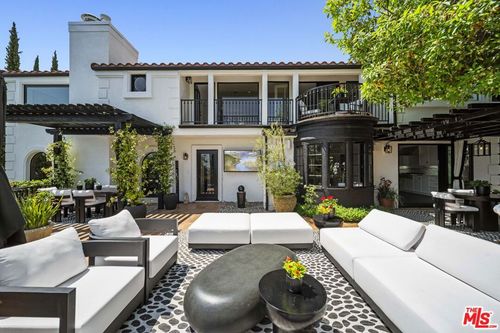 1348 Miller Dr, West Hollywood, CA, 90069-1420 | Card Image