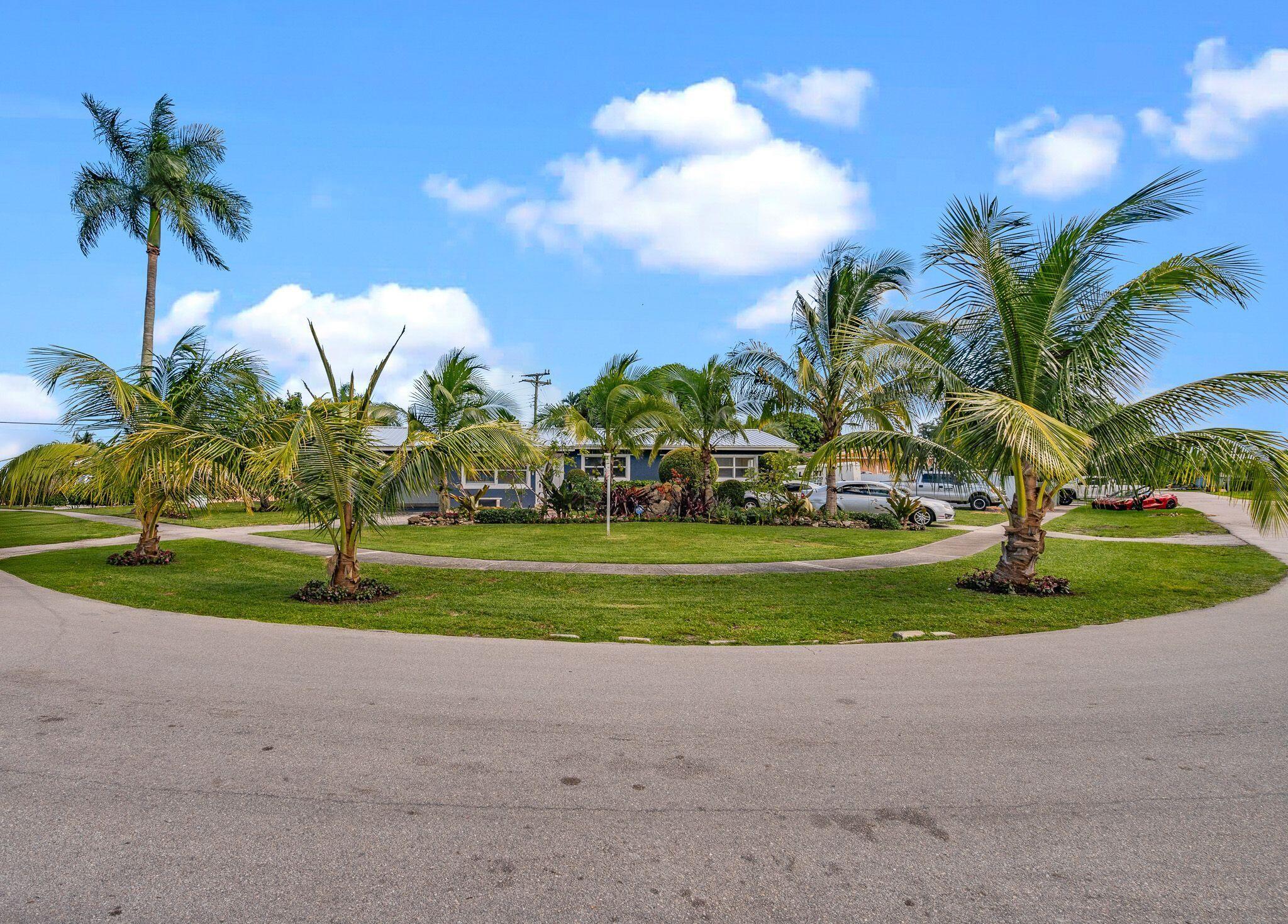 Egremont Dr, West Palm Beach, FL 33406