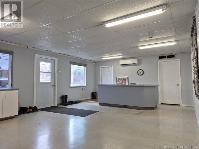 563 Rue Principale, House other with 3 bedrooms, 2 bathrooms and null parking in Pointe Verte NB | Image 10