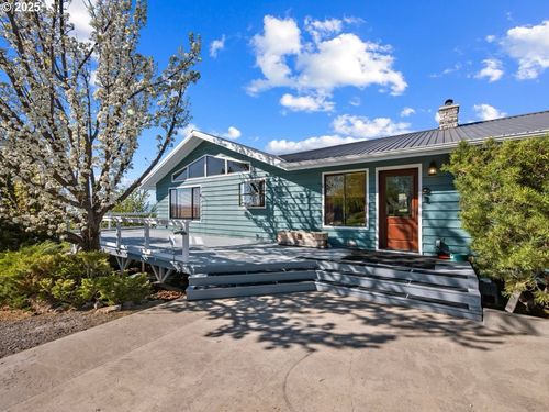 67852 Ruth Ln, Cove, OR, 97824-8108 | Card Image