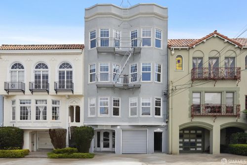 880 26th Ave, San Francisco, CA, 94121-3645 | Card Image
