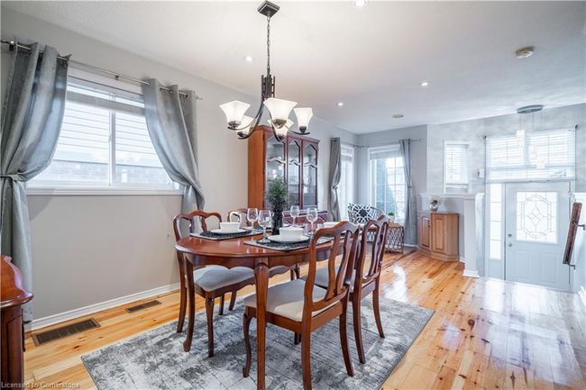 128 Riley St, House other with 3 bedrooms, 2 bathrooms and 4 parking in Waterdown ON | Image 9