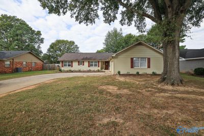 1919 Manchester Avenue Sw, House other with 4 bedrooms, 2 bathrooms and null parking in Decatur AL | Image 2