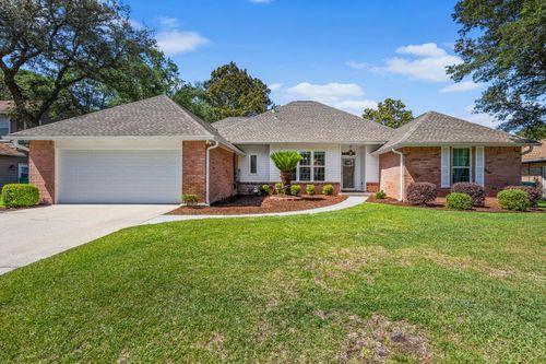 508 Garden Oaks Cv, Niceville, FL, 32578-4100 | Card Image