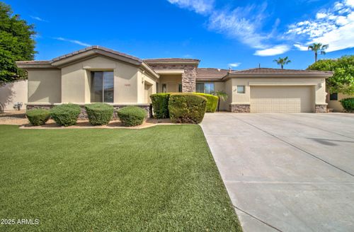 14453 W Verde Ln, Goodyear, AZ, 85395-8335 | Card Image