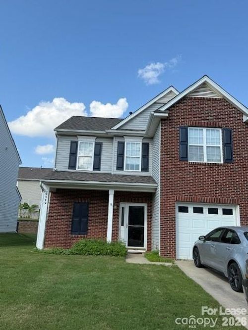 9342 Longstone Ln, Charlotte, NC, 28277-5673 | Card Image