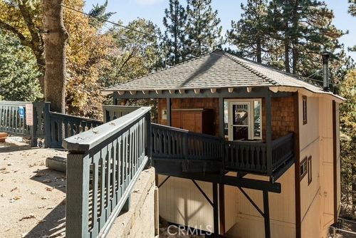 1215 Scenic Way, Rimforest, CA, 92378 | Card Image