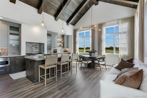 94-3 Juniper Ln, Yaphank, NY, 11980-2653 | Card Image