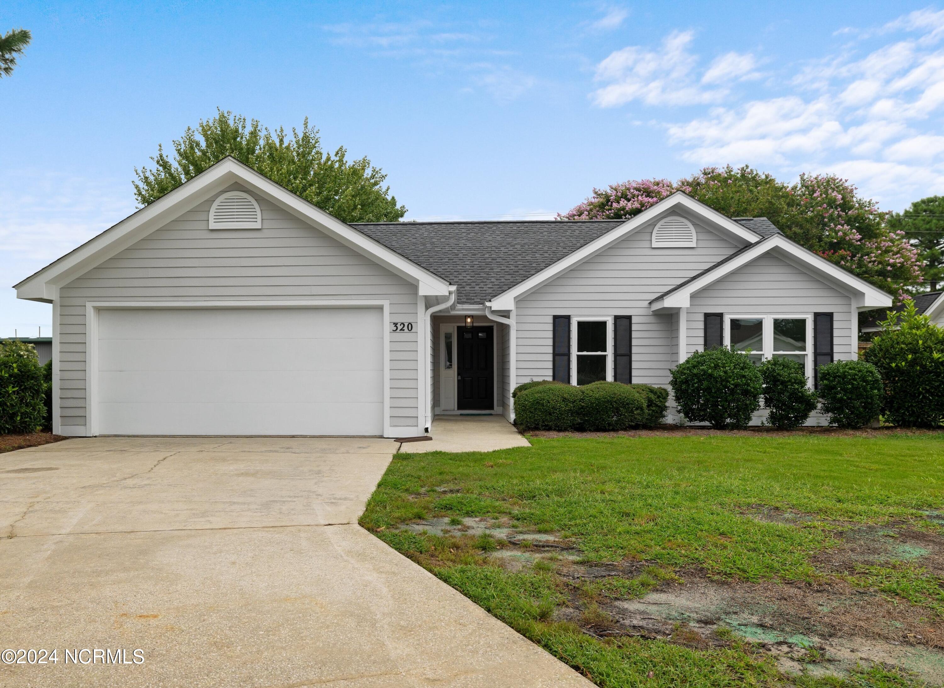 Hixon Pl, Wilmington, NC 28411