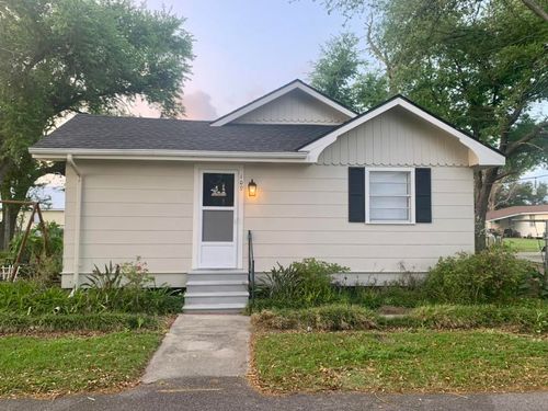 109 E 136th St, Galliano, LA, 70354-4239 | Card Image