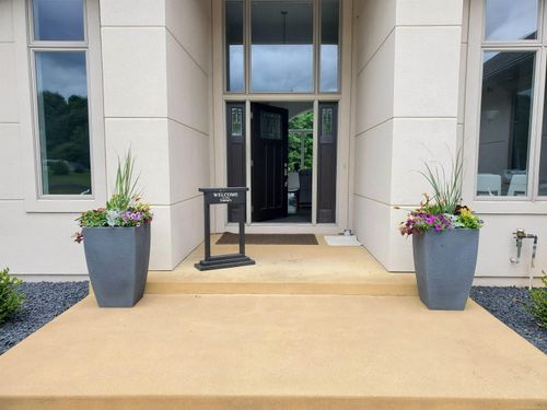 10292 Skyview Dr, Kalamazoo, MI, 49009-6975 | Card Image