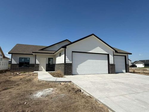 8998 E Joshua St, Bel Aire, KS, 67226 | Card Image