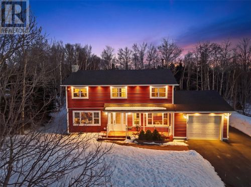 135 Memorial Drive, Gander, NL, A1V1A9 | Card Image