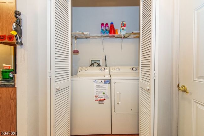 17 Suzanne Dr, Townhouse with 3 bedrooms, 3 bathrooms and null parking in Flemington NJ | Image 18
