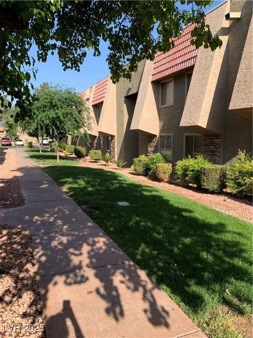 unit-123-4954 River Glen Dr, Las Vegas, NV, 89103-6180 | Card Image