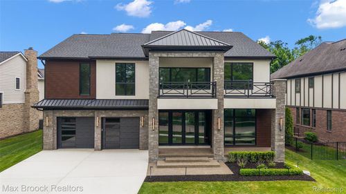 1541 Shipman Blvd, Birmingham, MI, 48009-4135 | Card Image