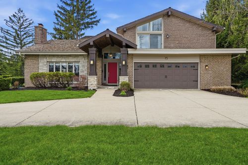 75 Regent Dr, Oak Brook, IL, 60523-1745 | Card Image