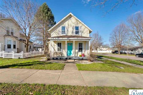 401 Grace St, Saint Peter, MN, 56082-2008 | Card Image