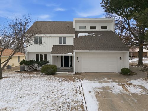 10094 Nw 100th Pl, Clive, IA, 50325-6710 | Card Image