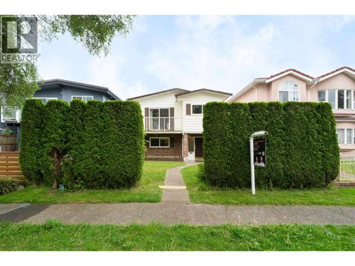 2066 E 23rd Ave, Vancouver, BC, V5N2V1 | Card Image