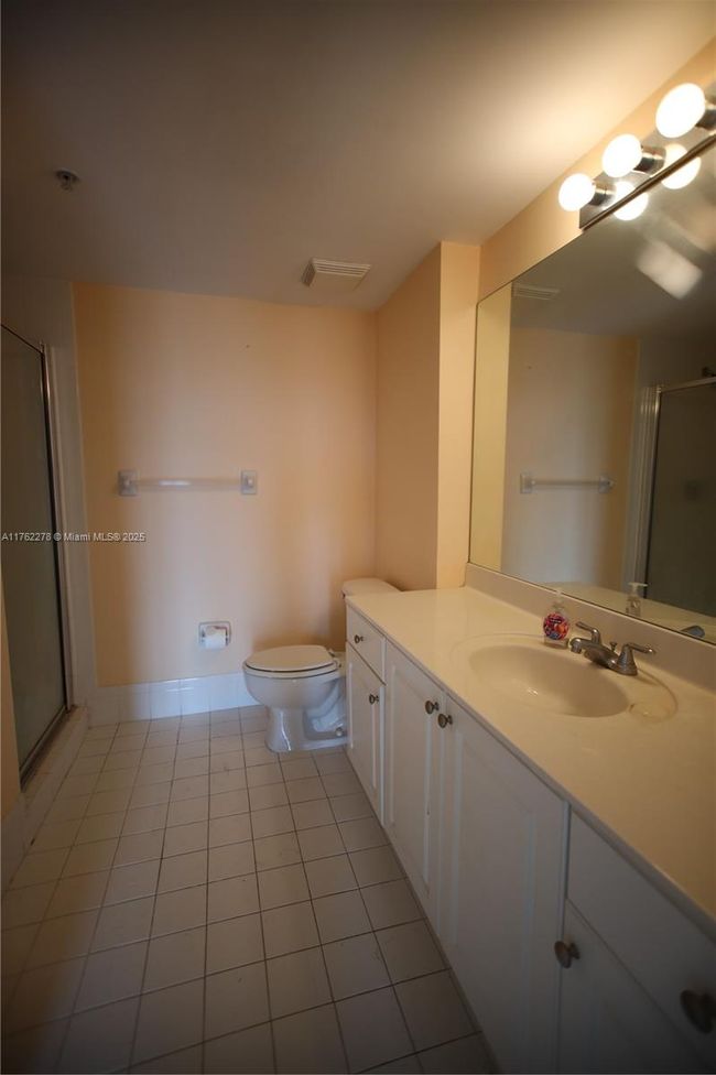 APT-506 - 1627 Sw 37 Th Ave, Condo with 2 bedrooms, 2 bathrooms and null parking in Miami FL | Image 24