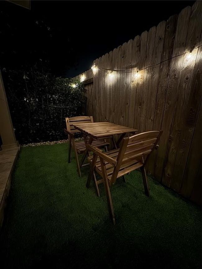 side yard | Image 26