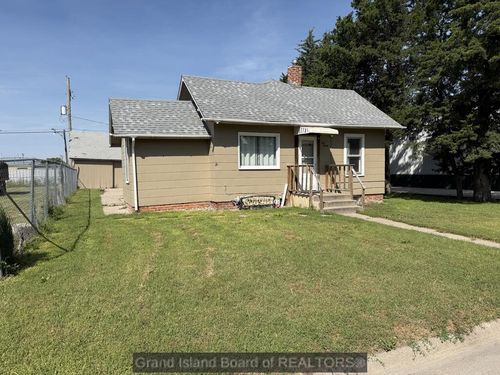 130 N Grace Ave, Grand Island, NE, 68803-4251 | Card Image