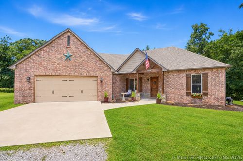 33807 703 Dr, Wagoner, OK, 74467-8554 | Card Image