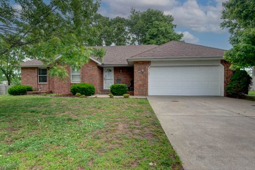 1243 Tori Dr, Nixa, MO, 65714-8367 | Card Image