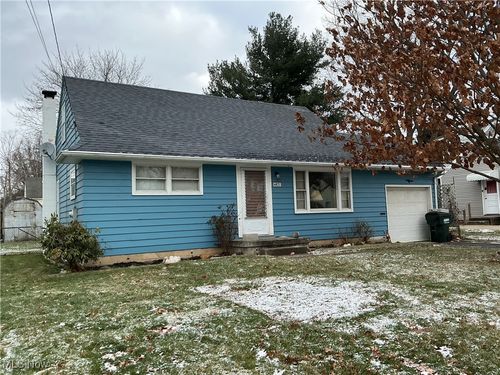 4871 15th St Sw, Canton, OH, 44710-1158 | Card Image