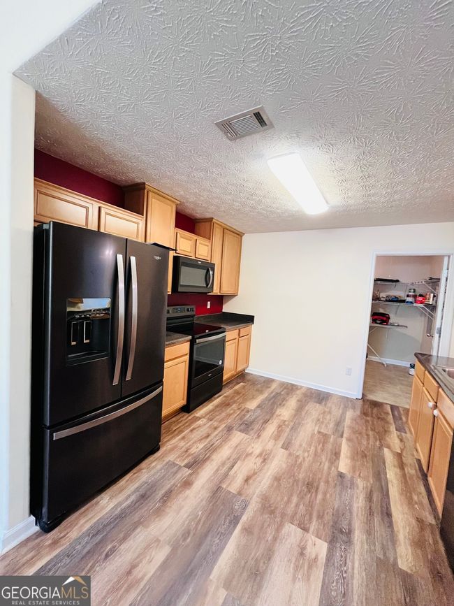 258 Henry Higgins Rd, House other with 3 bedrooms, 2 bathrooms and 3 parking in Jackson GA | Image 5