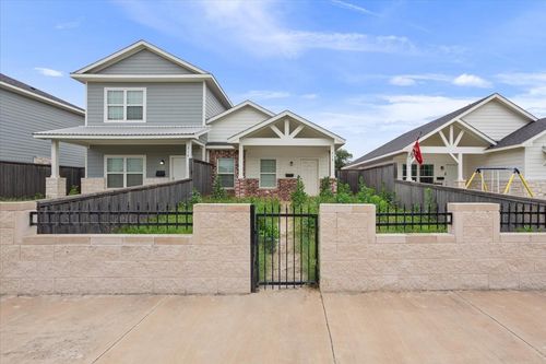 718-716 S Main St, Mcgregor, TX, 76657-1630 | Card Image