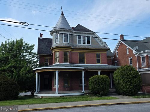178 W Main St, WINDSOR, PA, 17366-9690 | Card Image