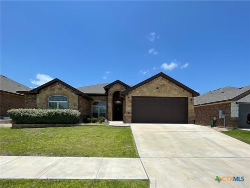 8213 Wellcrest Dr, Killeen, TX, 76542-6693 | Card Image