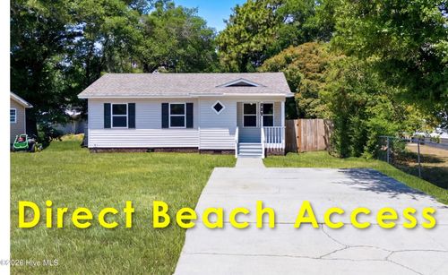 111 Ne 20th St, Oak Island, NC, 28465-6206 | Card Image