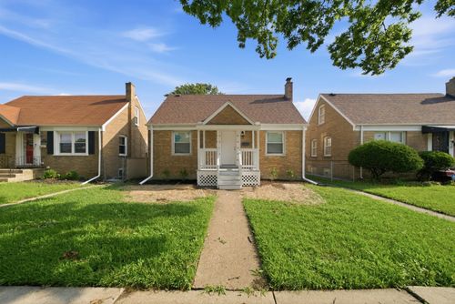 3606 Madison St, Bellwood, IL, 60104-2120 | Card Image