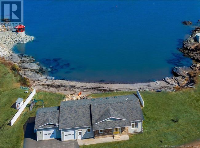7 Long Beach Lane, House other with 3 bedrooms, 2 bathrooms and null parking in Dipper Harbour NB | Image 5
