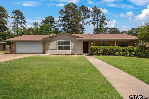 303 Westwood Dr, Troup, TX, 75789-1521 | Card Image