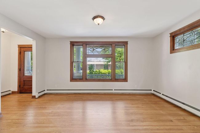 704 Holly Avenue - Main Living Room 1 | Image 8