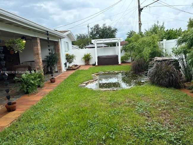 6769 Camelia Dr, House other with 3 bedrooms, 2 bathrooms and null parking in Miramar FL | Image 19