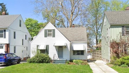3709 Woodridge Rd, Cleveland Heights, OH, 44121-1843 | Card Image