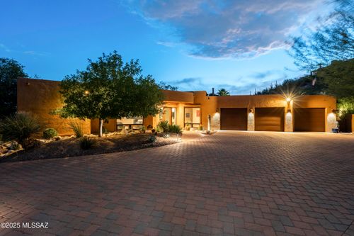 4003 N Lindstrom Pl, Tucson, AZ, 85750-2088 | Card Image