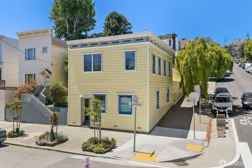 1352 Sanchez St, San Francisco, CA, 94131-2054 | Card Image